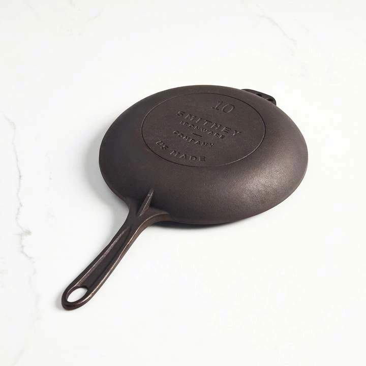 Smithey Ironware No. 10 Cast Iron Chef Skillet 5 Smithey Ironware No. 10 Cast Iron Chef Skillet - Image 3