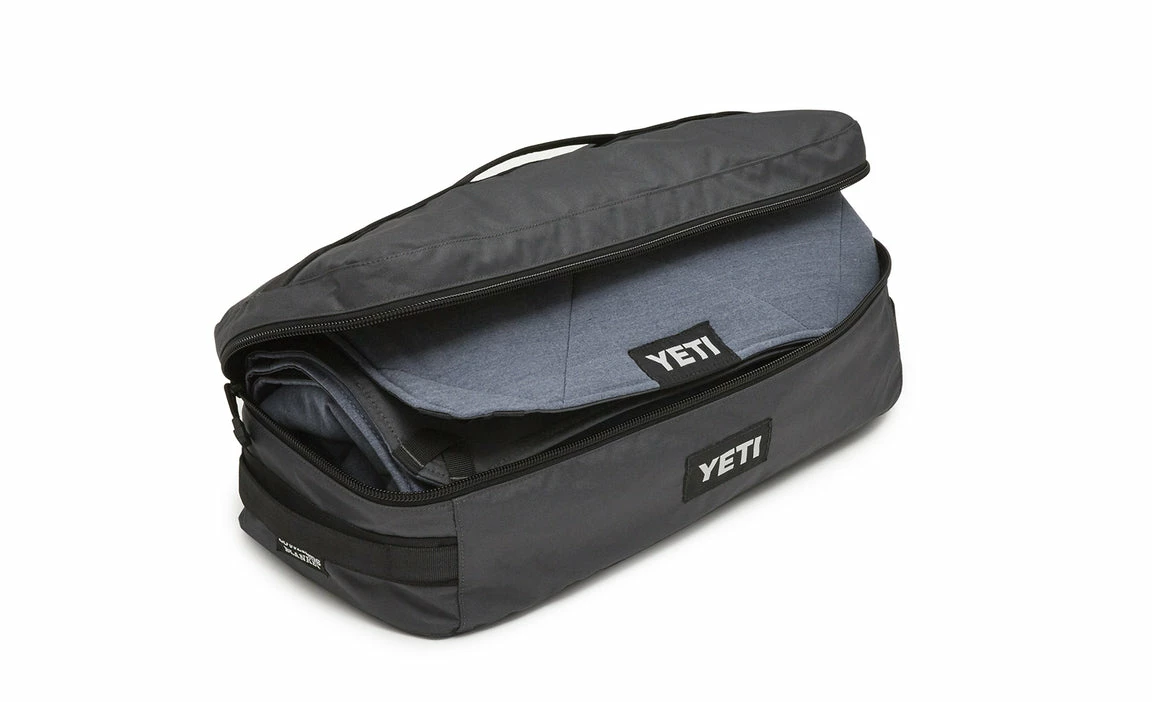 YETI Lowlands Waterproof Outdoor Blanket 5 YETI Lowlands Waterproof Outdoor Blanket - Image 3