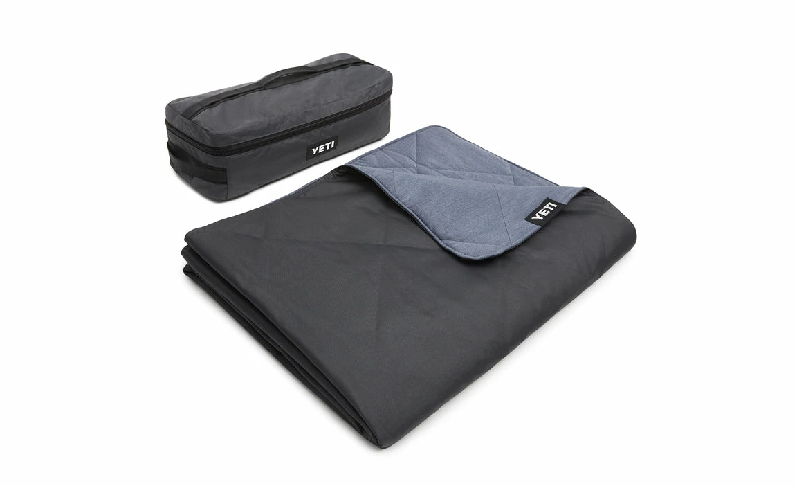 YETI Lowlands Waterproof Outdoor Blanket 4 YETI Lowlands Waterproof Outdoor Blanket - Image 2