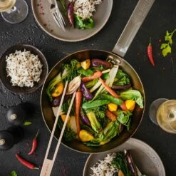 De Buyer MINERAL B Carbon Steel Wok -Atlanta Grill Company Shop 5618.24 ambiance 2