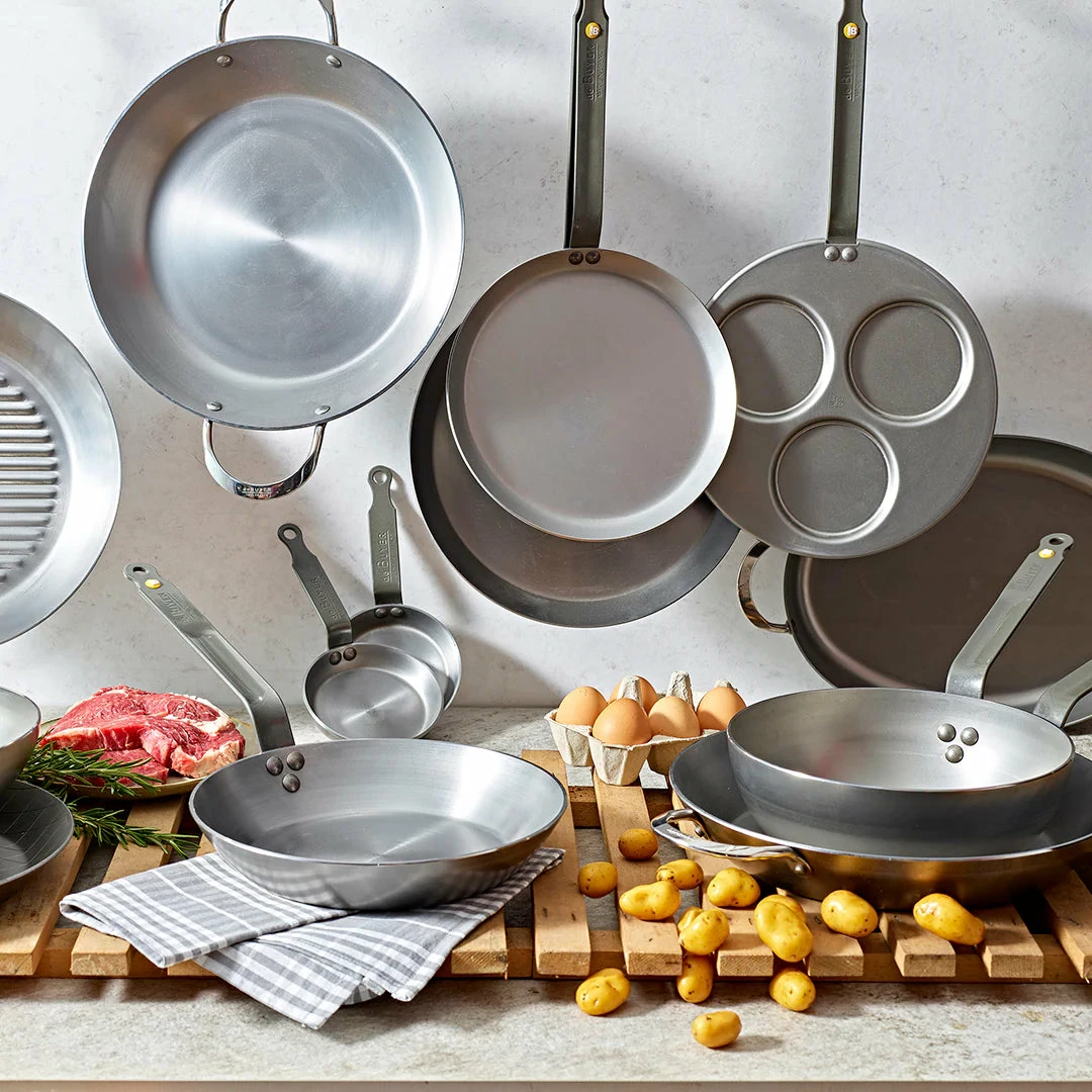 De Buyer MINERAL B Carbon Steel Egg & Pancake Pan 6 De Buyer MINERAL B Carbon Steel Egg & Pancake Pan - Image 4