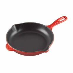 Le Creuset Traditional Skillet - 9" -Atlanta Grill Company Shop L2024 2367 new1