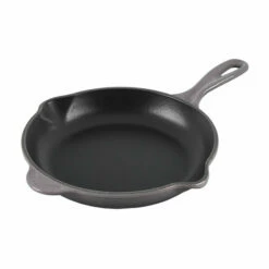 Le Creuset Traditional Skillet - 9" -Atlanta Grill Company Shop L2024 237F
