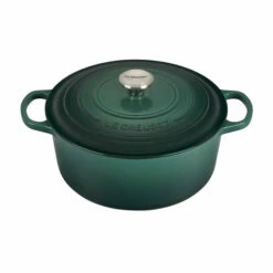 Le Creuset Round Dutch Oven 7 1/4 Qt.