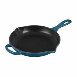 Le Creuset Signature Skillet - 9" -Atlanta Grill Company Shop RS11863 LS2024 237D