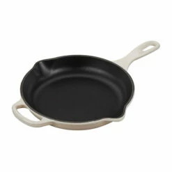 Le Creuset Signature Skillet - 9" -Atlanta Grill Company Shop RS9074 LS2024 23716 LPR