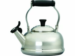 Le Creuset Classic Whistling Kettle -Atlanta Grill Company Shop SS3102.1516390530