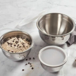 Le Creuset Stainless Steel Mixing Bowls With Lids, Set Of 3 9 Le Creuset Stainless Steel Mixing Bowls With Lids, Set Of 3 -Atlanta Grill Company Shop SSB1004S3 g1