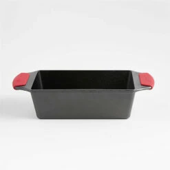 Lodge Loaf Pan W/ Silicone Grip