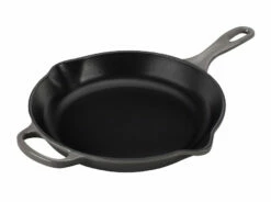 Le Creuset Signature Skillet - 10 1/4" 18 Le Creuset Signature Skillet - 10 1/4" -Atlanta Grill Company Shop ls2024 267f lecreuset